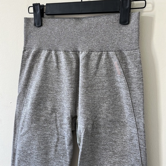 Gymshark Flex High Waisted Grey Pink Leggings Size Medium - Picture 4 of 9